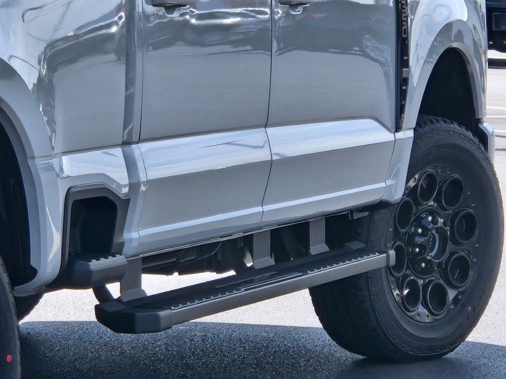 2026 Ford F-350 Super Duty XLT - Photo 11