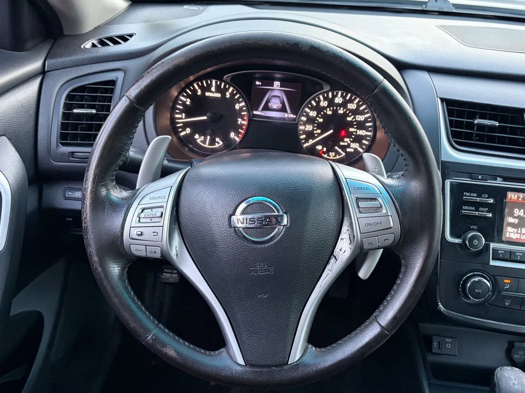 Used 2016 Super Black Nissan 2.5 SR image 26