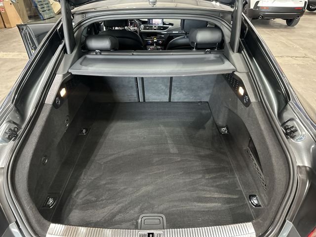 Used 2014  Audi 4.0T Prestige image 26