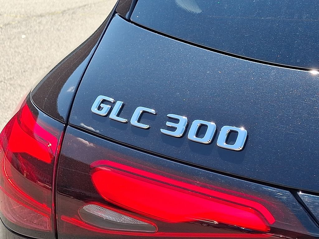 Certified Used 2026 Black Mercedes-Benz GLC 300 image 30