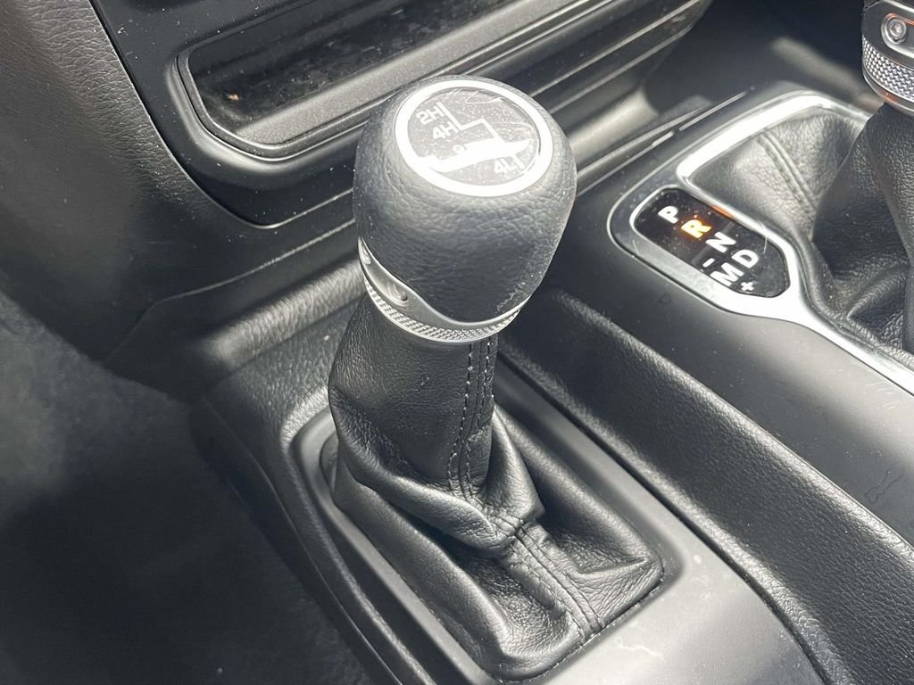 Used 2021 Red Jeep Unlimited Sport image 28