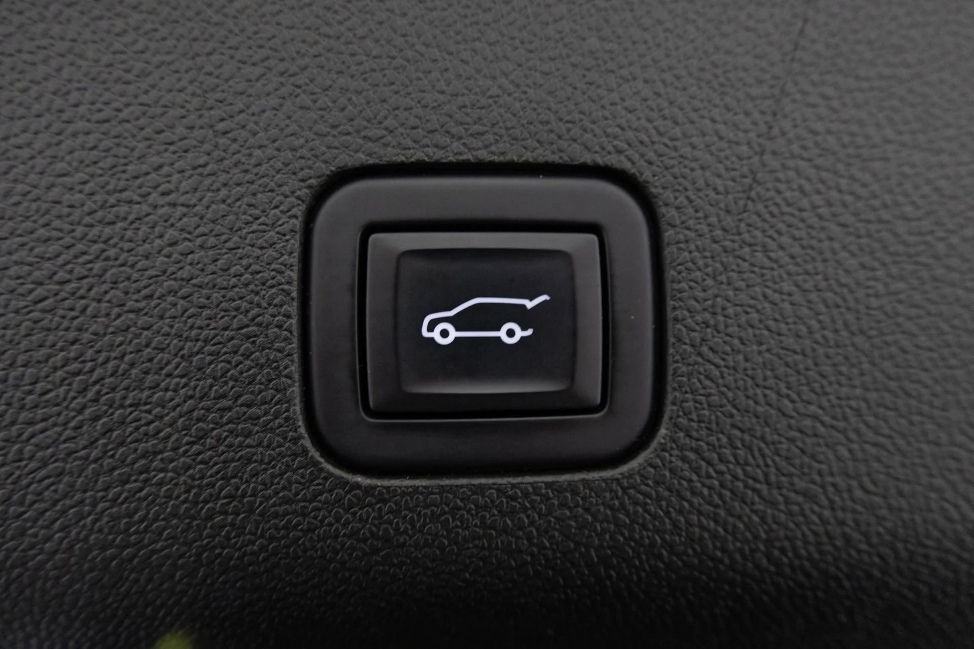Used 2022 Black Chevrolet LT image 41