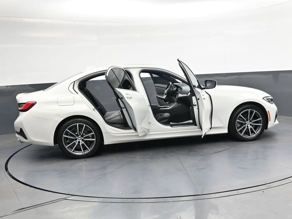 Used 2019 Alpine White BMW 330i xDrive image 24