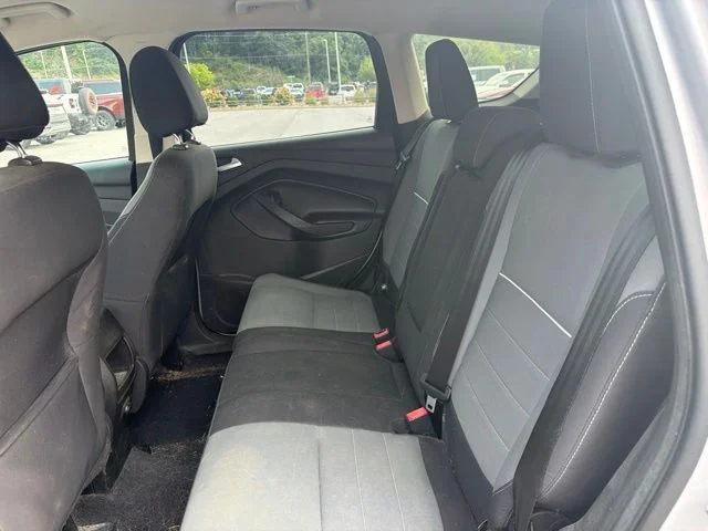 Used 2015 Silver Ford SE image 11