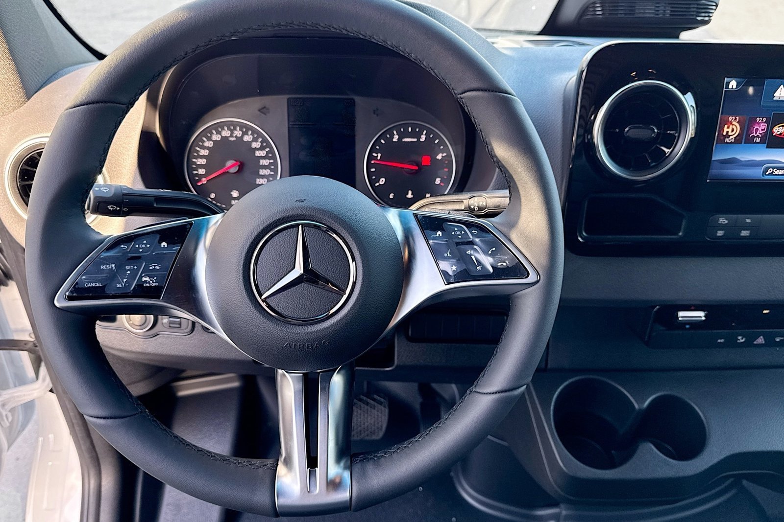 New 2026 Arctic White Mercedes-Benz  image 11