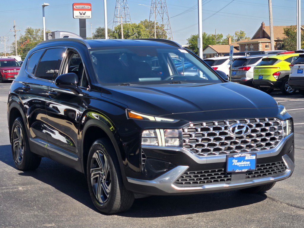 Used 2022 Twilight Black Hyundai SEL image 3