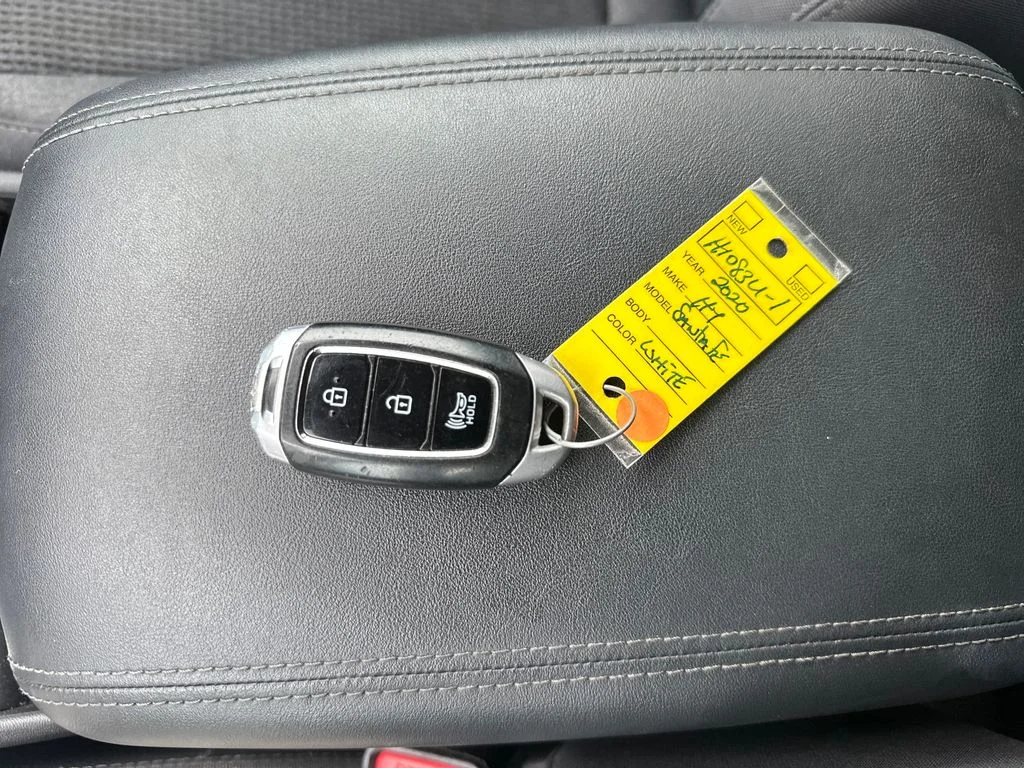 Used 2020 Quartz White Hyundai SEL image 15