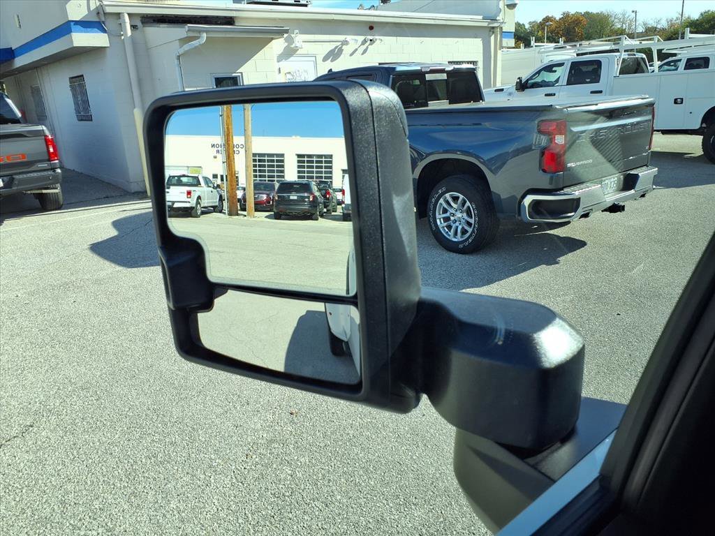2026 GMC Sierra 3500HD Pro - Photo 18