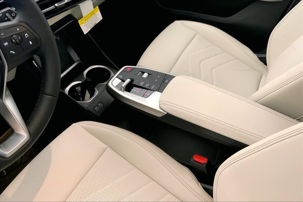Used 2026 Mineral White Metallic BMW  image 6