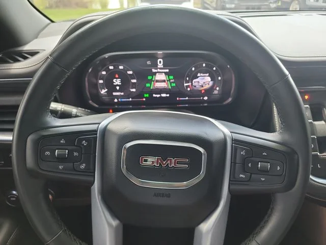 Used 2023 Silver GMC SLT image 34