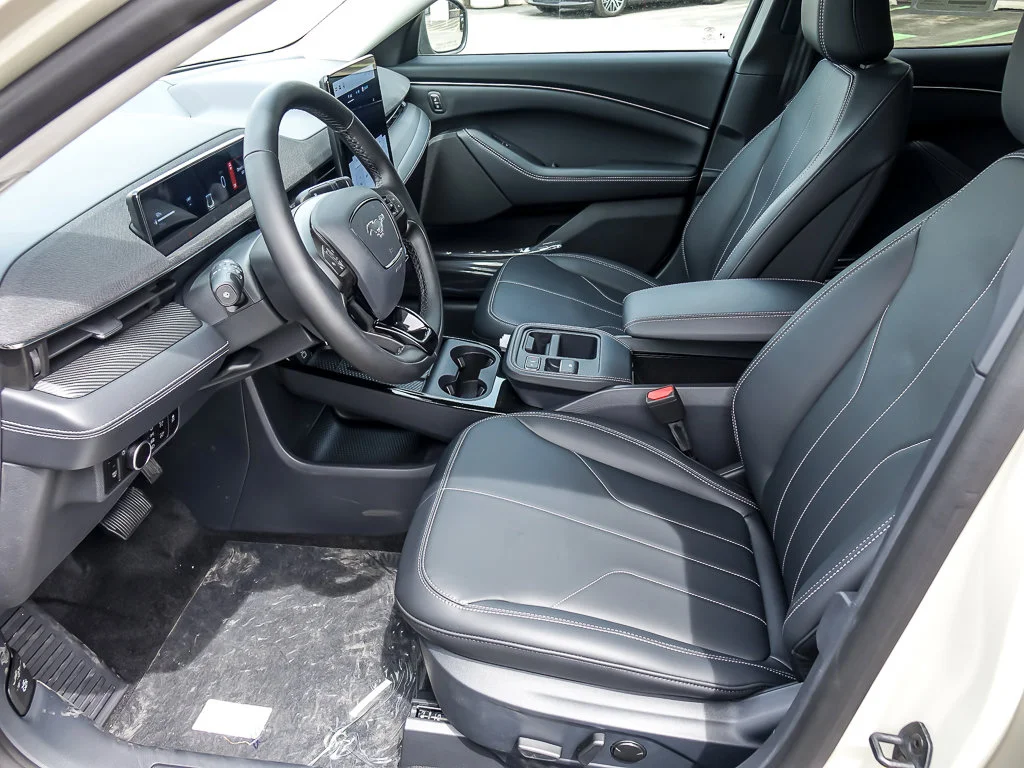 New 2026 Desert Sand Ford Select image 7