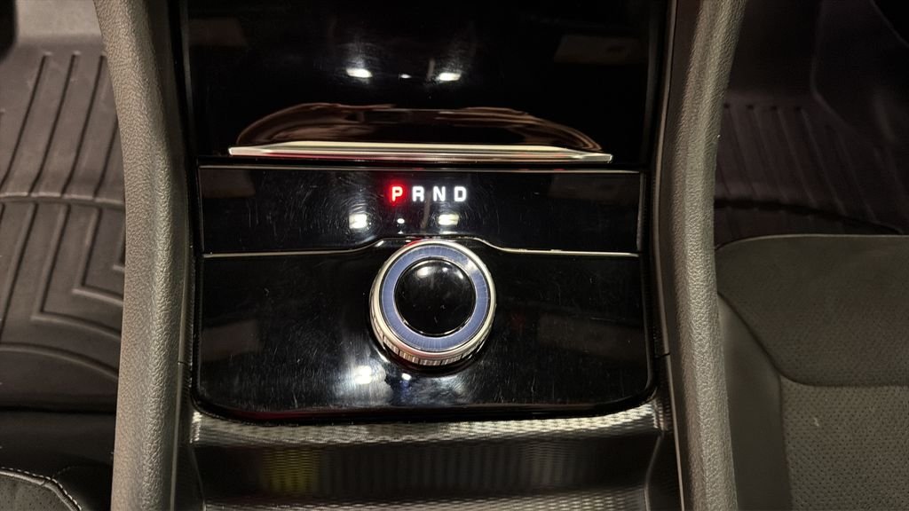 Used 2023 Gray Jeep Altitude image 22