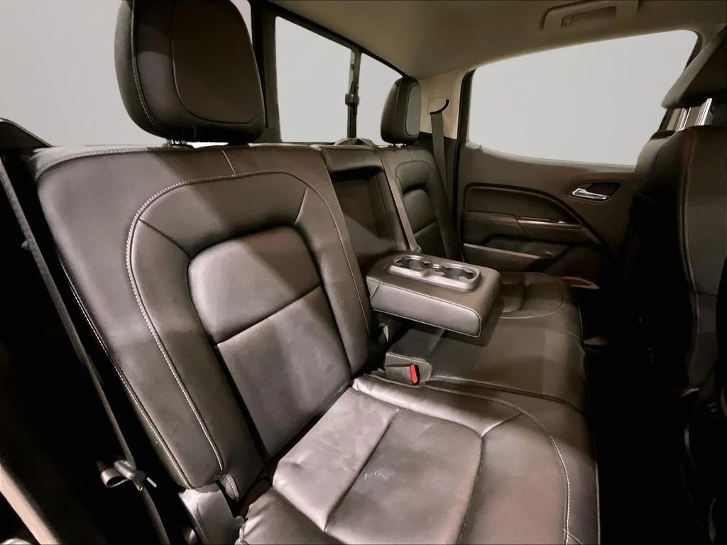 Used 2016 Black GMC SLT image 29