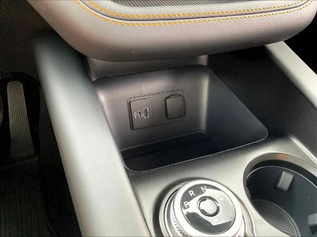New 2026 Agate Black Metallic Ford Tremor® image 57