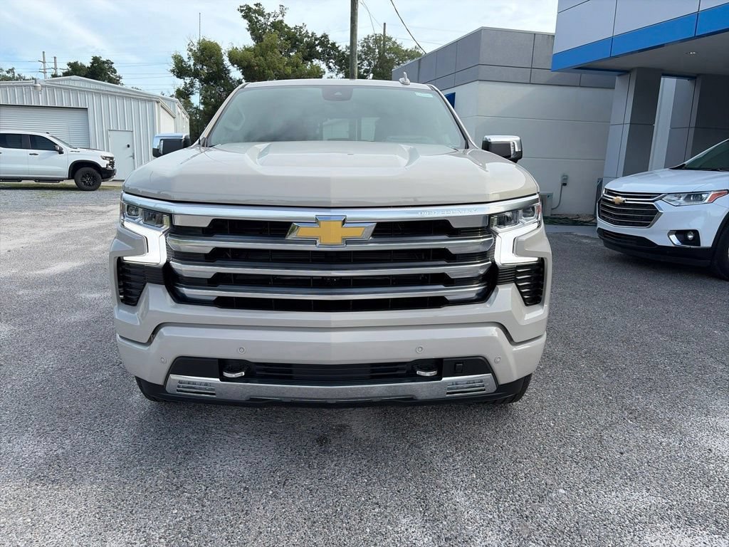 New 2026 White Sands Chevrolet High Country image 4
