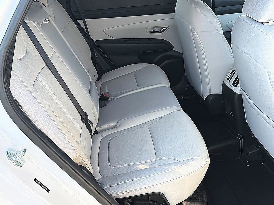 Used 2025 Serenity White Pearl Hyundai SEL image 22