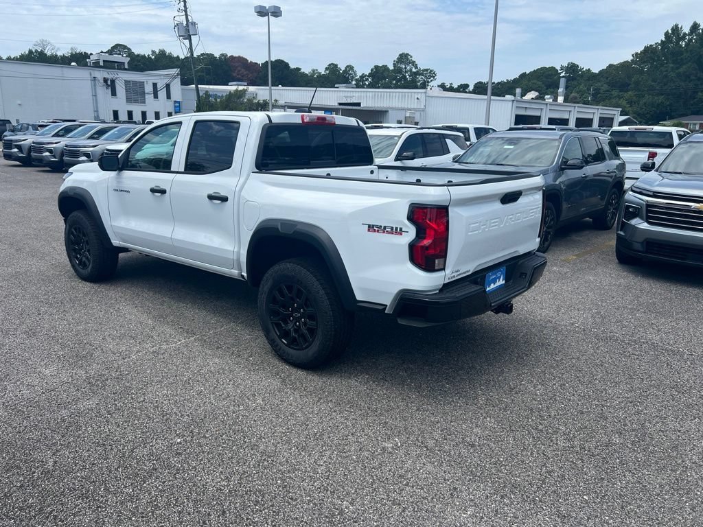 2026 Chevrolet Colorado Trail Boss - Photo 3