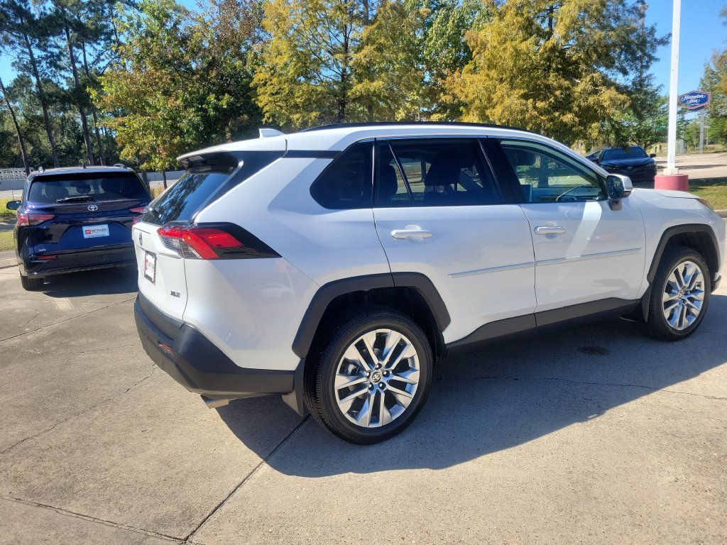 Certified Used 2024 Beige Toyota XLE Premium image 8