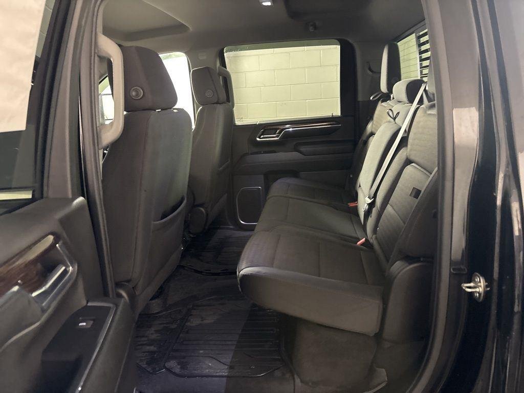 Used 2024 Onyx Black GMC SLE image 16