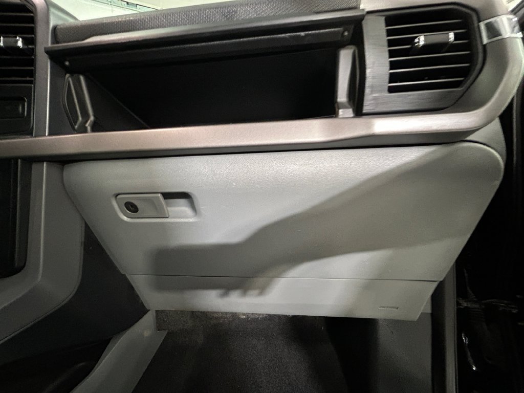 Used 2024 Black Ford XLT image 24