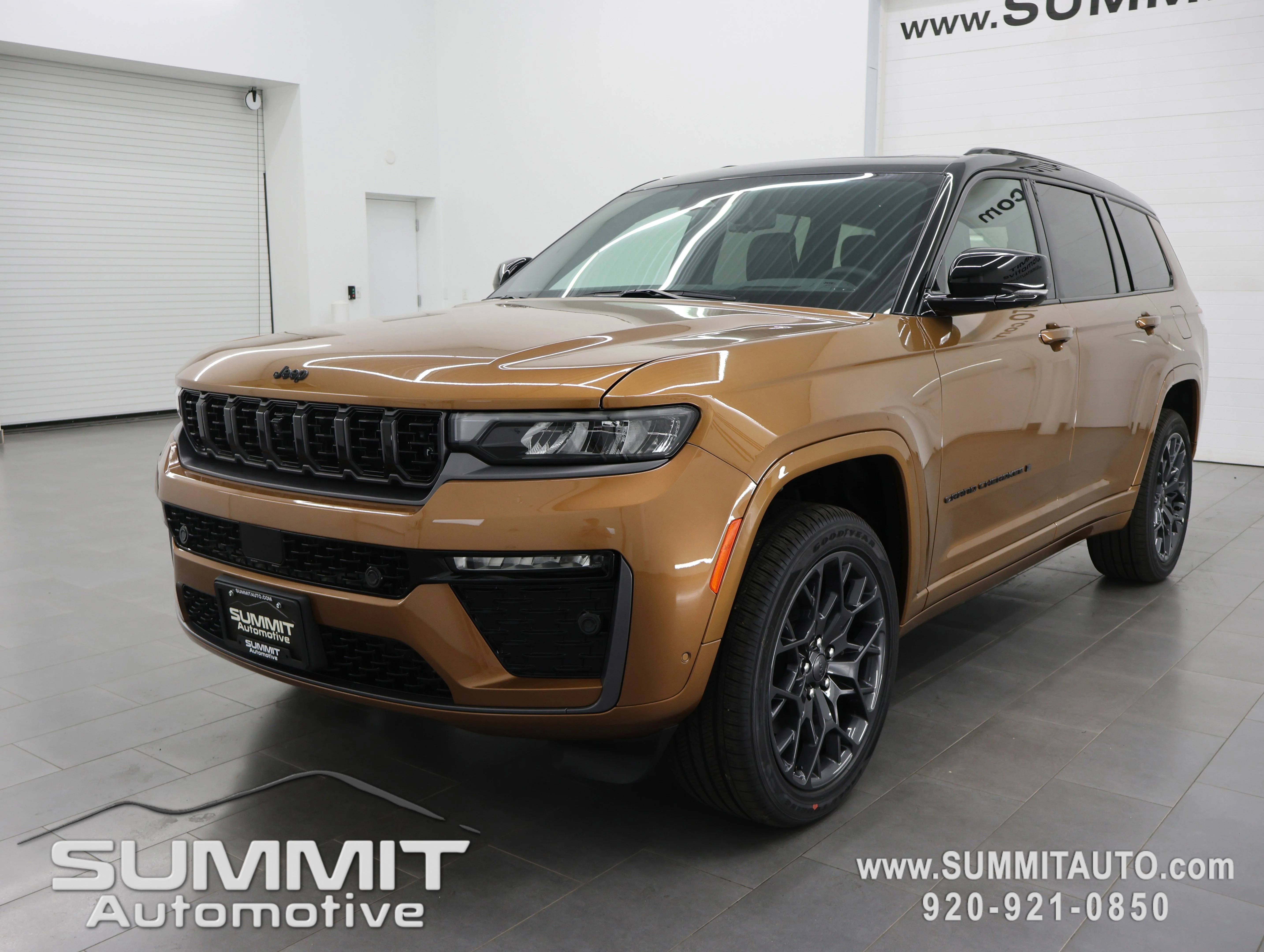 New 2026 Copper Shino Metallic Clear-Coat Exterior Paint Jeep Summit image 6
