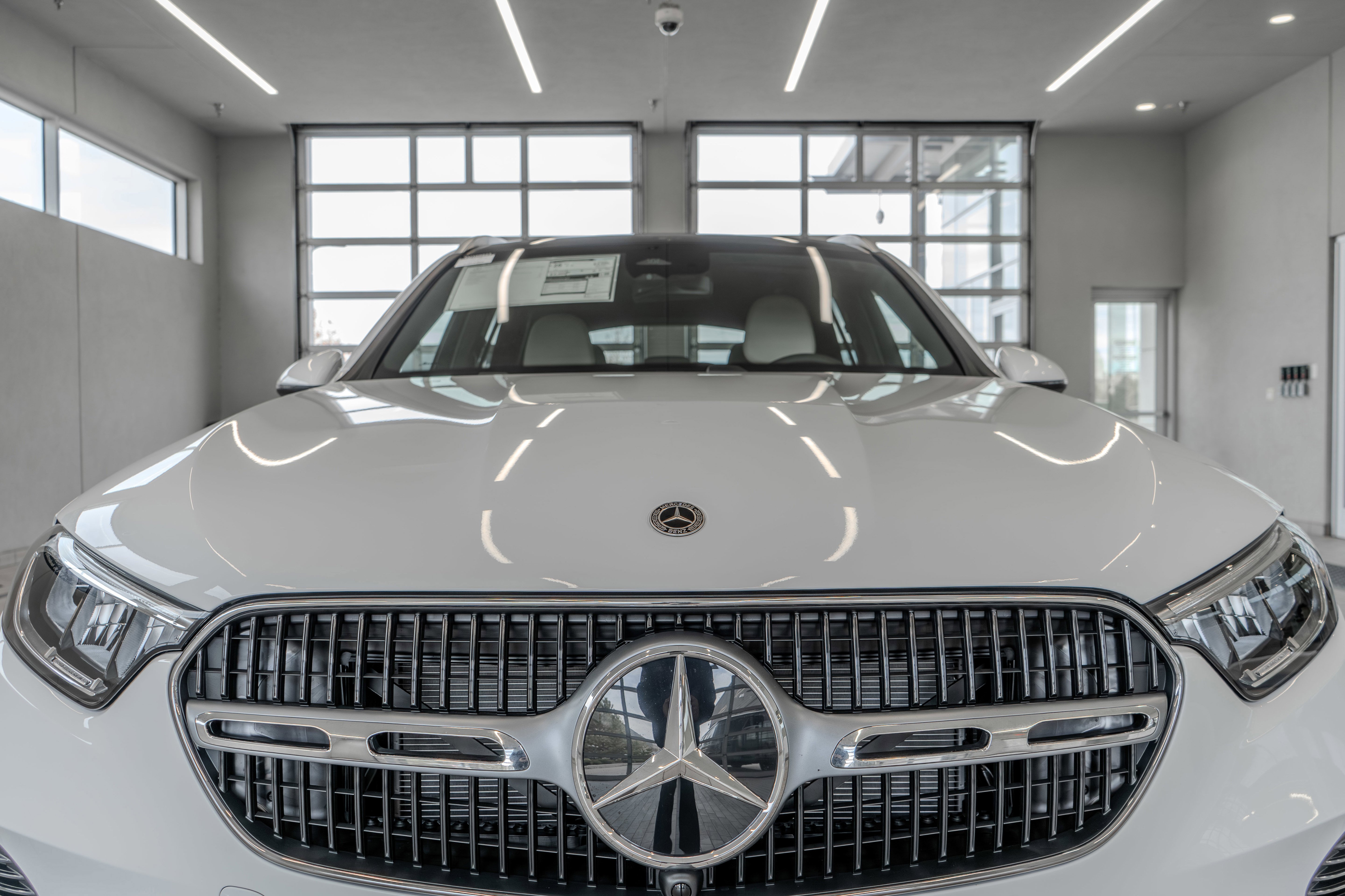 New 2026 Polar White Mercedes-Benz GLC 300 image 58