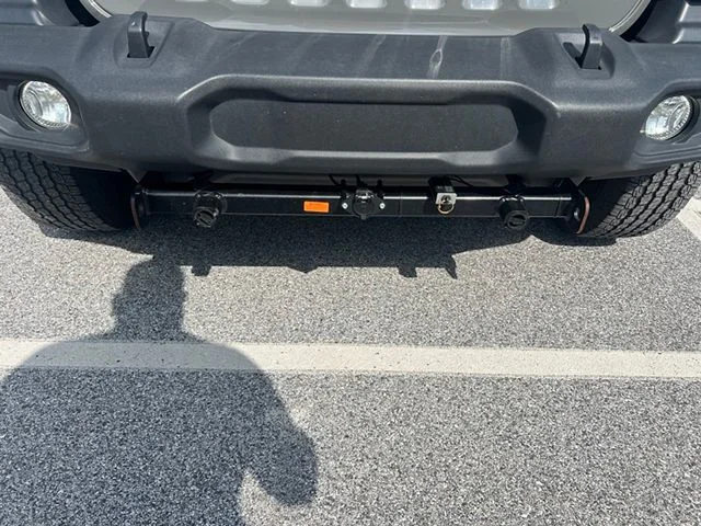 Used 2019 Gray Jeep Sport image 11