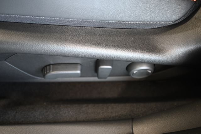 New 2026 CRYSTAL WHITE PEARL Subaru Limited Hybrid image 22