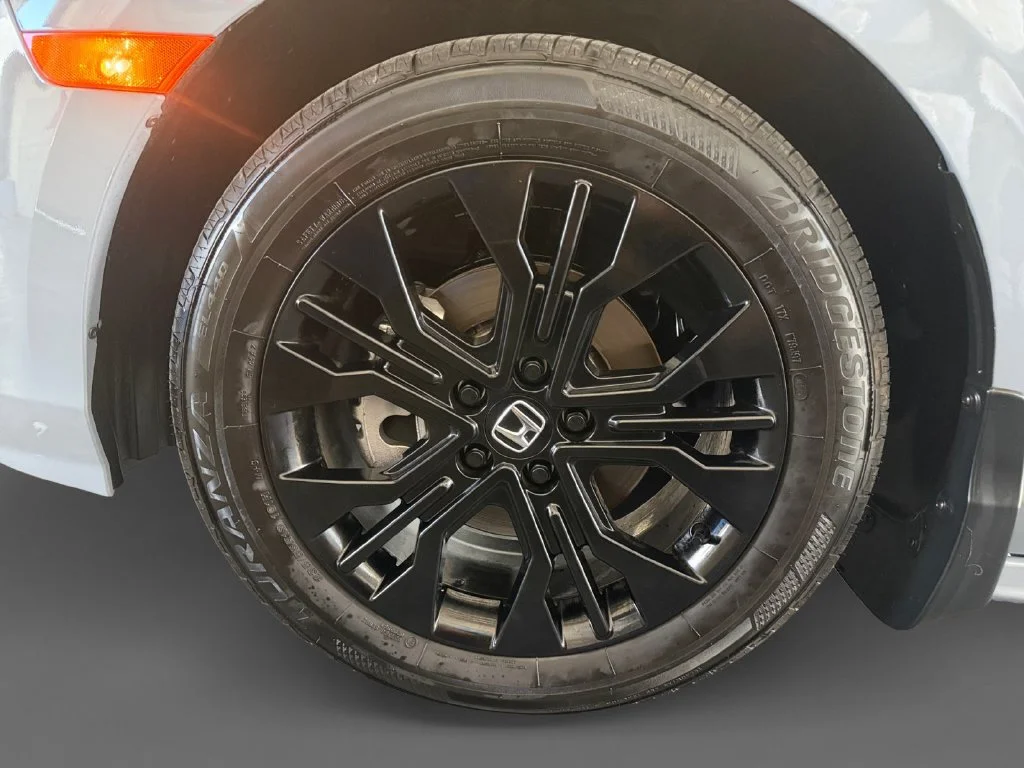 Used 2026 Gray Honda Sport-L image 16
