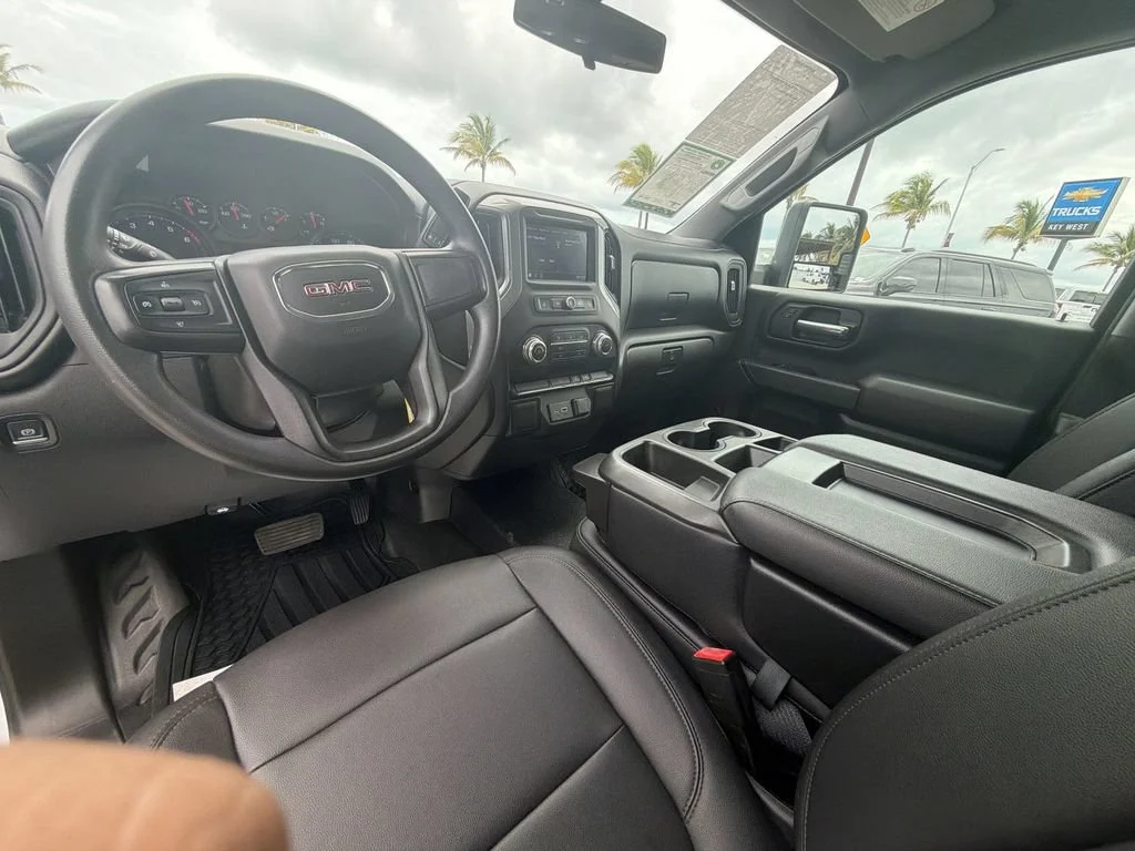Used 2021 SUMMIT WHITE GMC 2WD Double Cab Long Bed image 27