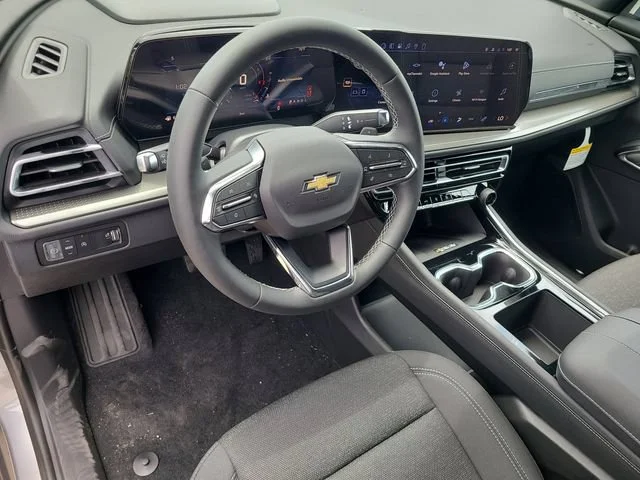 New 2026 Sterling Gray Metallic Chevrolet LT image 20