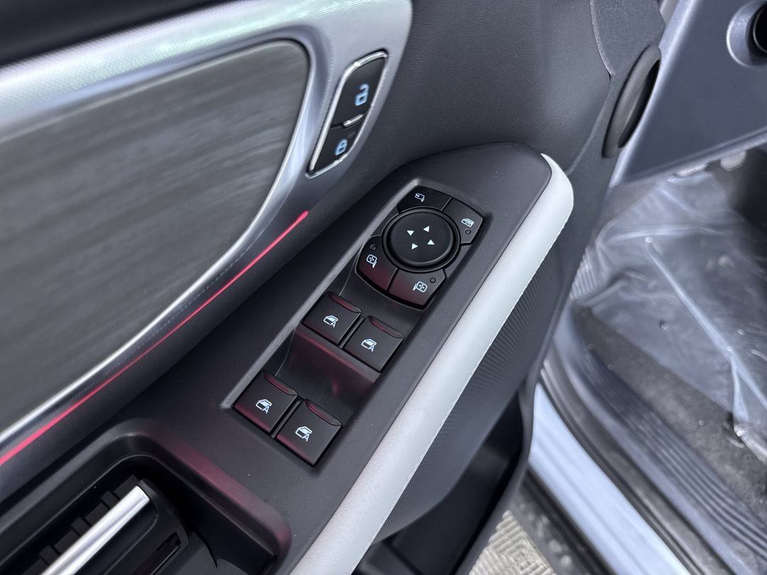 New 2027 Glacier Gray Metallic Tri-Coat Ford Platinum image 14