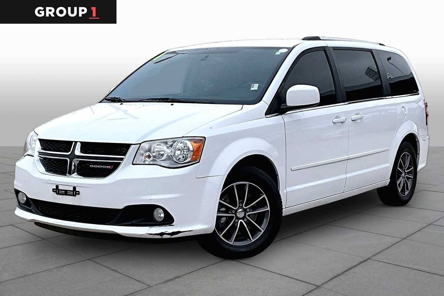 2016 Dodge Grand Caravan SXT Plus's photo