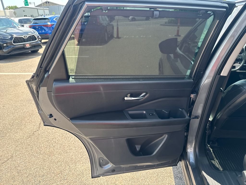 Used 2023 Gray Nissan SL image 42
