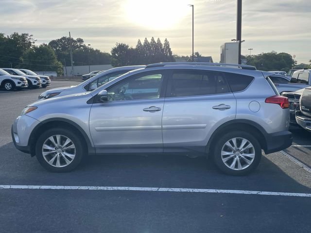 Used 2015 Silver Toyota Limited image 7