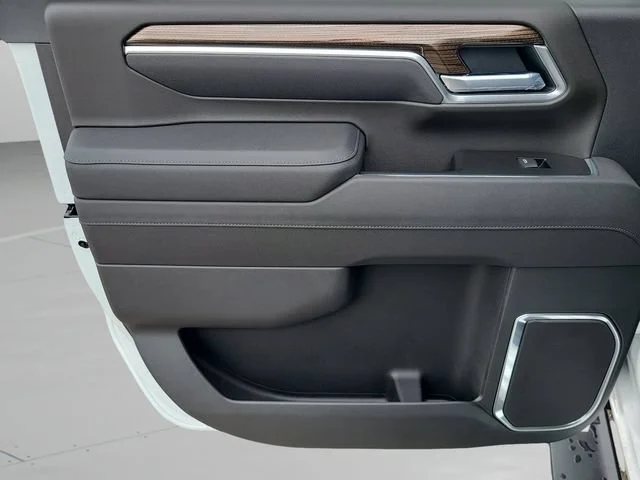 New 2026 Summit White Chevrolet LT image 14