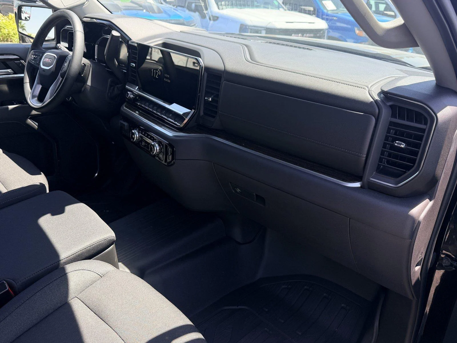 Used 2026 Onyx Black GMC Elevation image 7