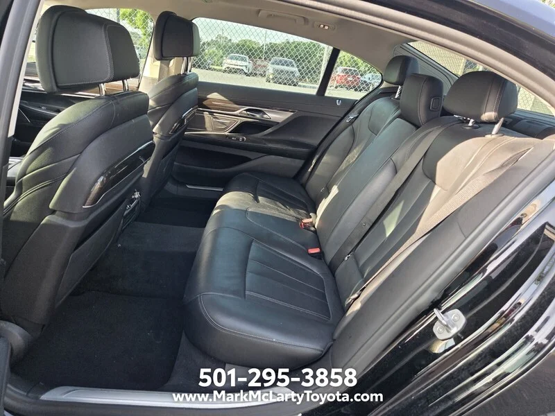 Used 2020 BLACK BMW 740I XDRIVE SEDAN image 8