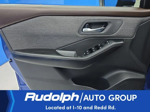 Used 2022 Blue Nissan SV image 11