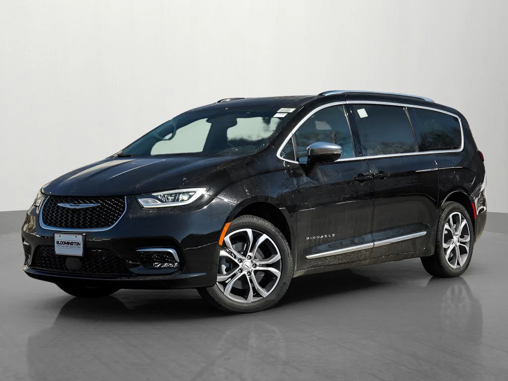2026 Chrysler Pacifica Pinnacle AWD's photo