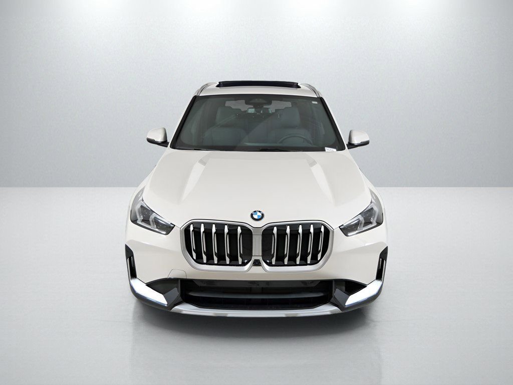 Used 2026 Dune Grey Metallic BMW xDrive28i image 17