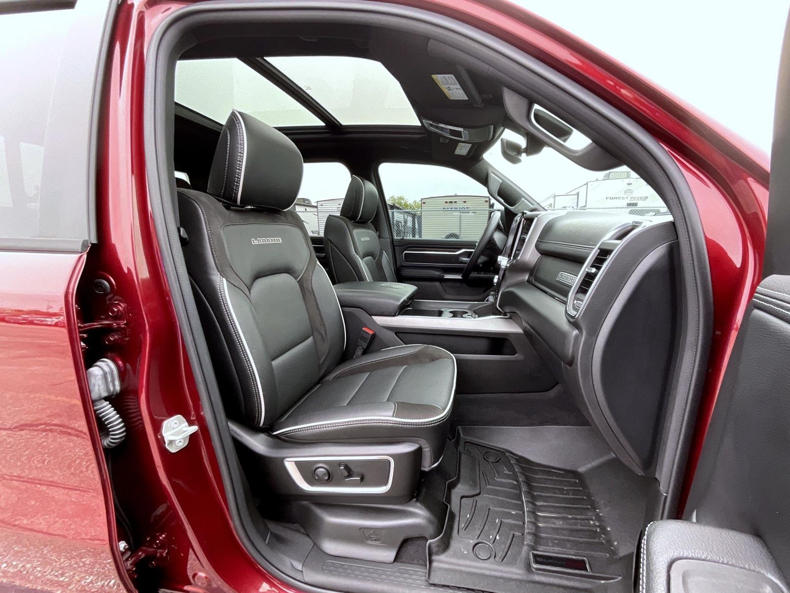 Used 2025 Red Ram Laramie image 15