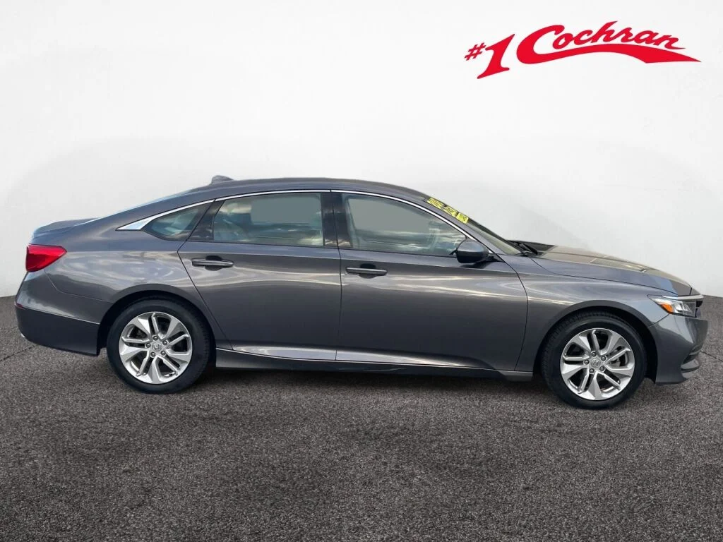 Certified Used 2018 Modern Steel Metallic Honda LX 1.5T image 27
