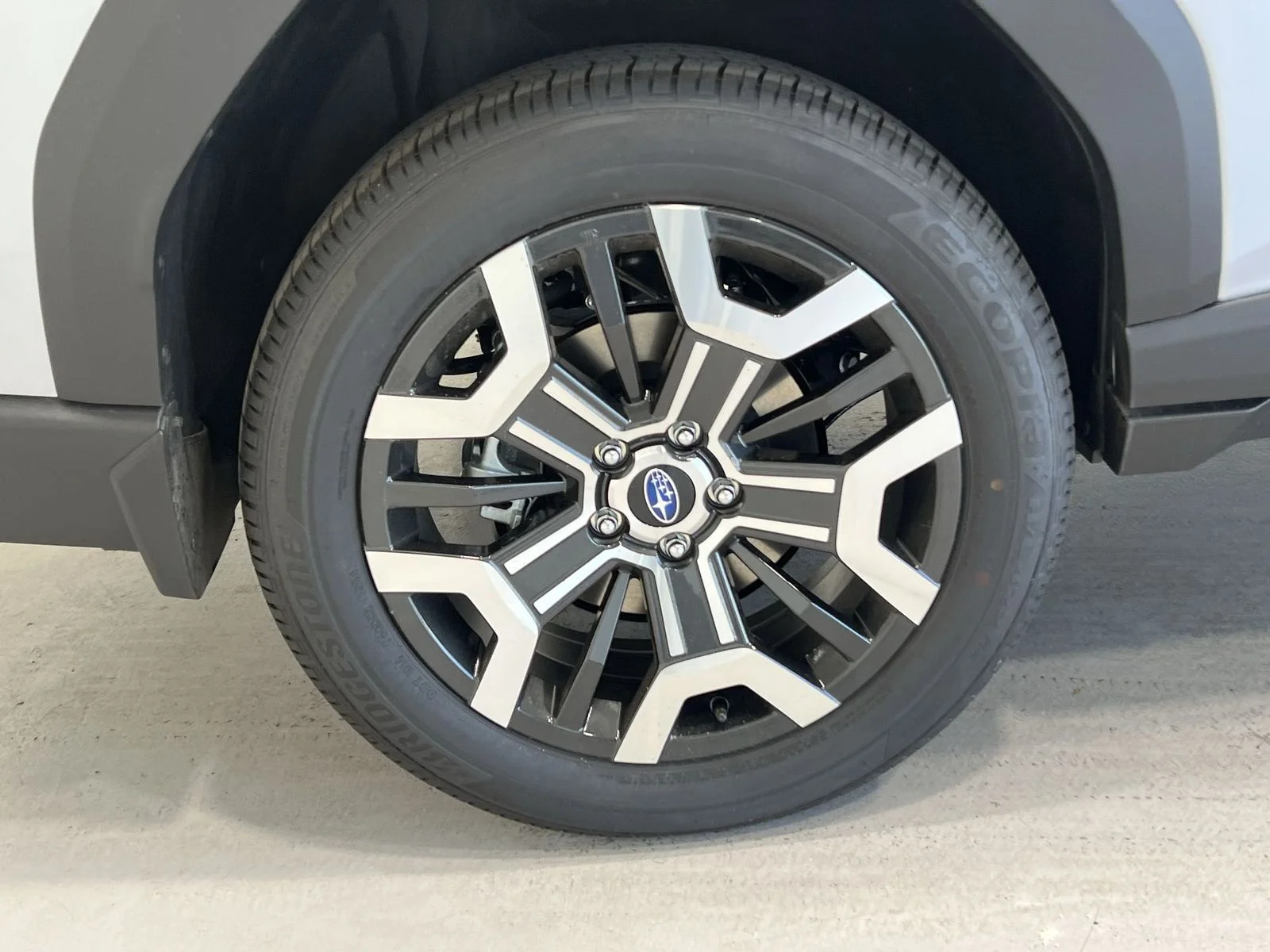 New 2026 ICE SILVER METALLIC Subaru Touring XT image 10