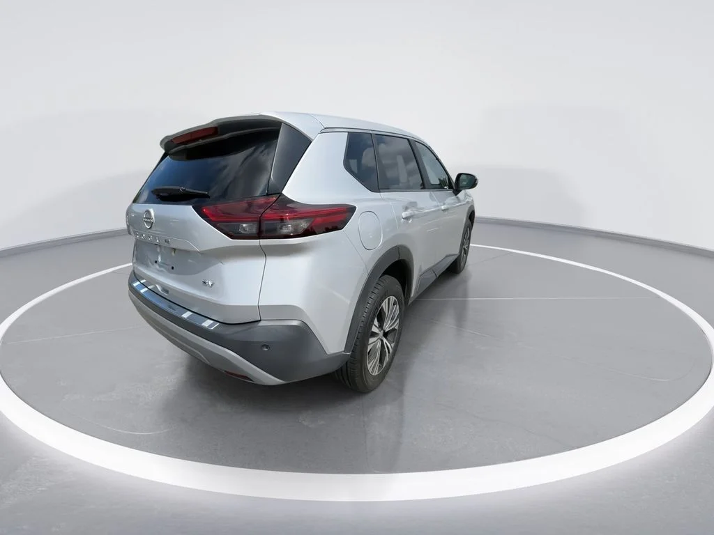 Used 2023 Silver Nissan SV image 8