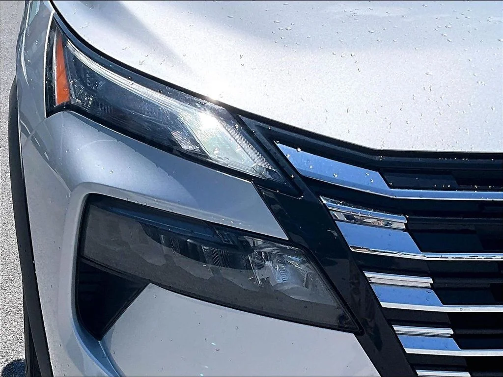 Certified Used 2024 Silver Nissan S image 30