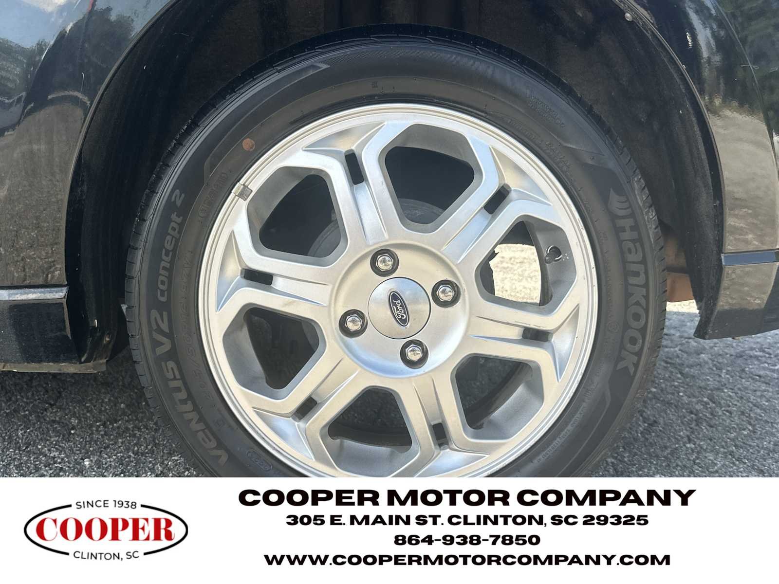 Used 2010 BLACK Ford SE image 20