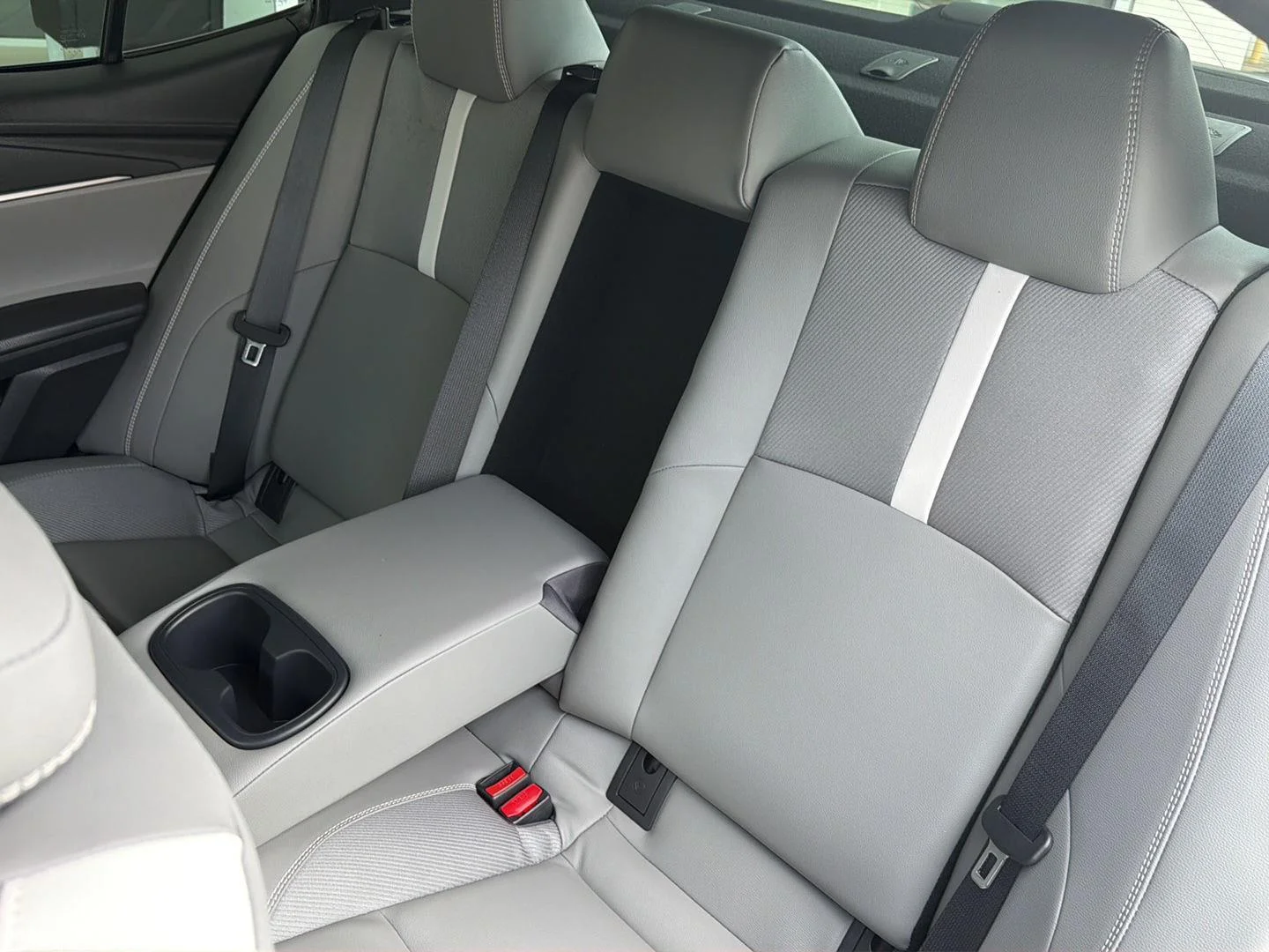 Used 2025 Midnight Black Metallic Toyota SE image 30