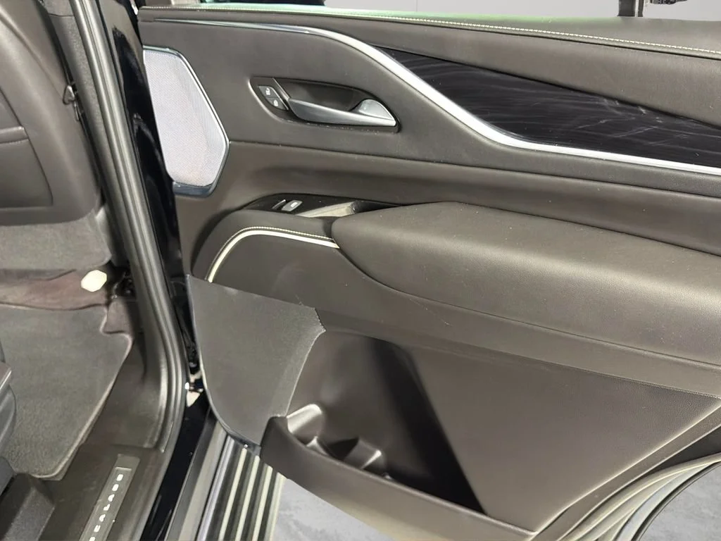 Used 2023 BLACK RAVEN Cadillac AWD V-Series image 41