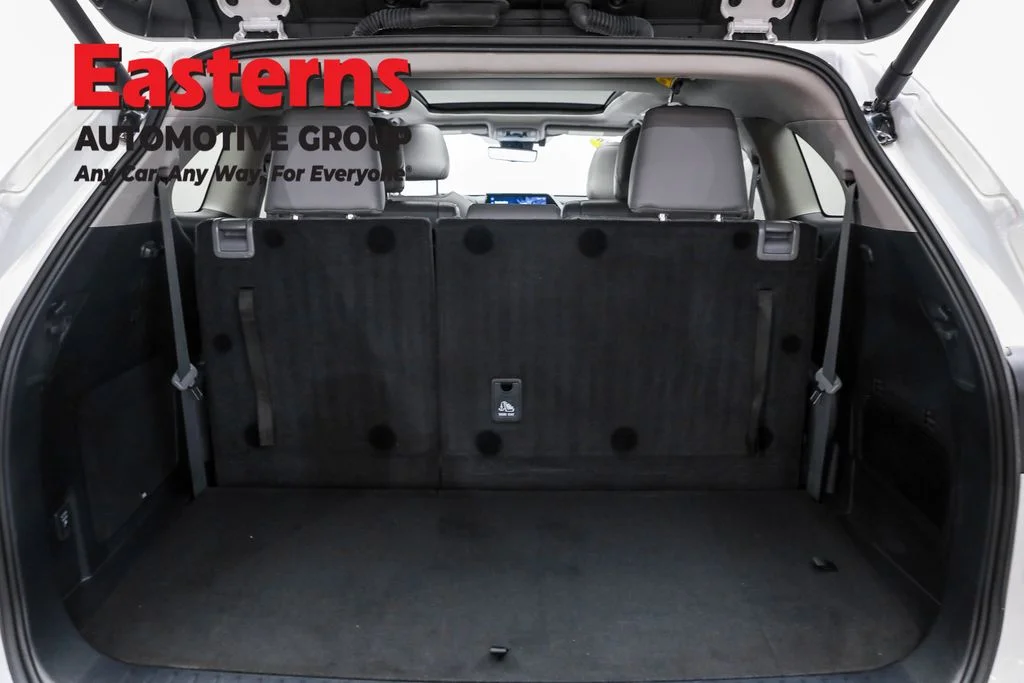 Used 2024 Beige Toyota Platinum image 9